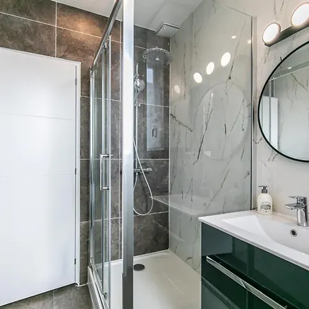 Apartment Mba Splendide - Montreuil 5 - Proche Vincennes *